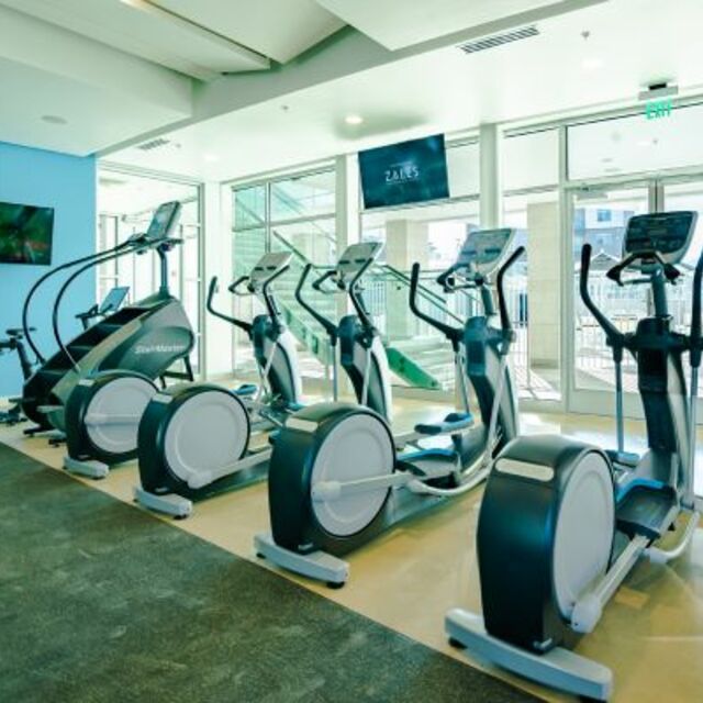 Rockpoint Apartment - State-Of-The-Art Workout Facility with Bike Machines  Rockpoint Apartment - State-Of-The-Art Workout Facility with Bike Machines